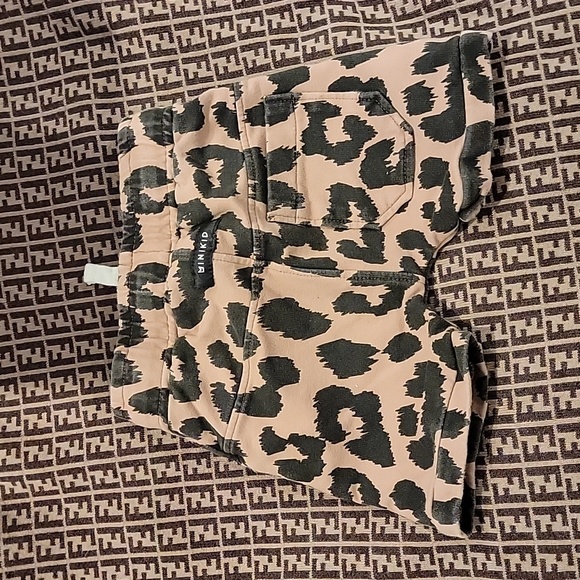 MINIKID leopard cheetah print Shorts luxury fashion size 98-104 - Picture 3 of 11